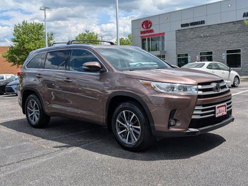 2017 Toyota Highlander XLE