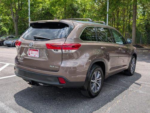 2017 Toyota Highlander XLE