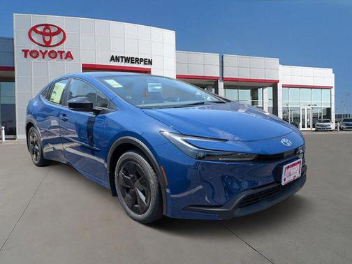 2025 Toyota Prius LE