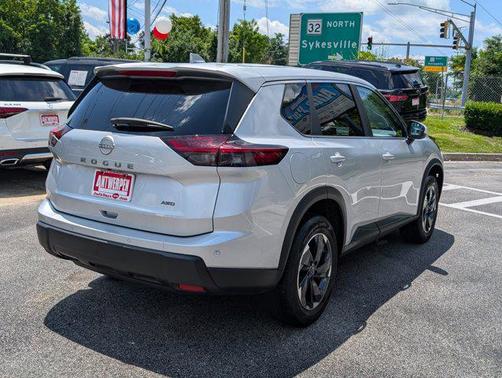 2025 Nissan Rogue SV