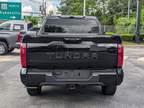 2024 Toyota Tundra Platinum