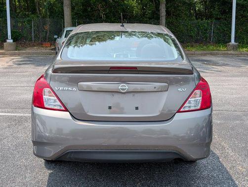 2017 Nissan Versa 1.6 SV