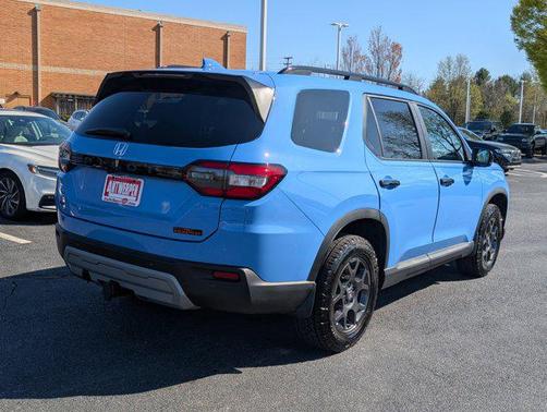 2023 Honda Pilot AWD TrailSport