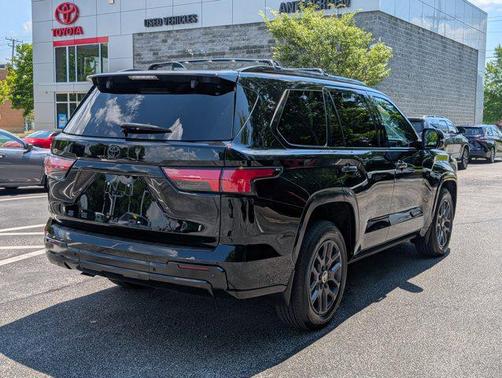 2024 Toyota Sequoia Platinum