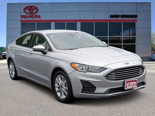 2019 Ford Fusion Hybrid SE