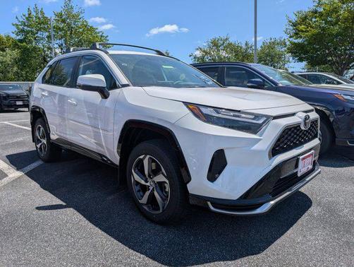 2025 Toyota RAV4 Hybrid SE