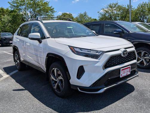 2025 Toyota RAV4 Hybrid SE