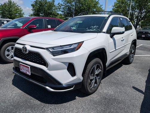 2025 Toyota RAV4 Hybrid SE