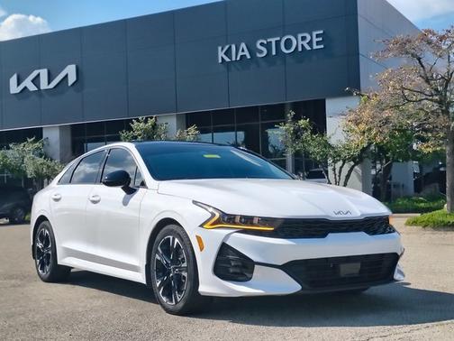 2022 Kia K5 GT-Line