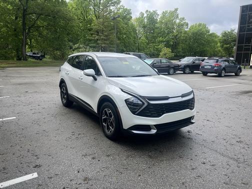 2024 Kia Sportage LX