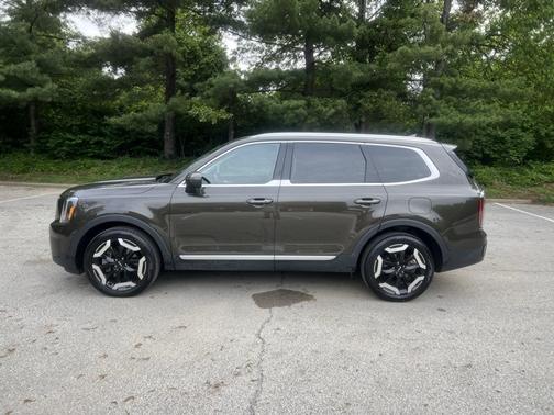 2023 Kia Telluride EX
