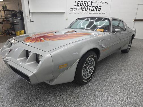 Silver 1979 Pontiac Firebird Trans Am