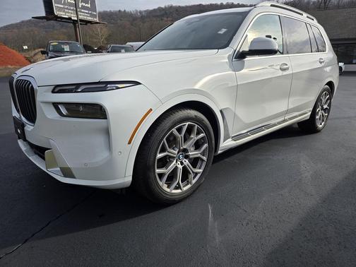 2024 BMW X7 xDrive40i