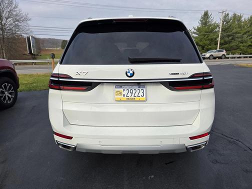 2024 BMW X7 xDrive40i