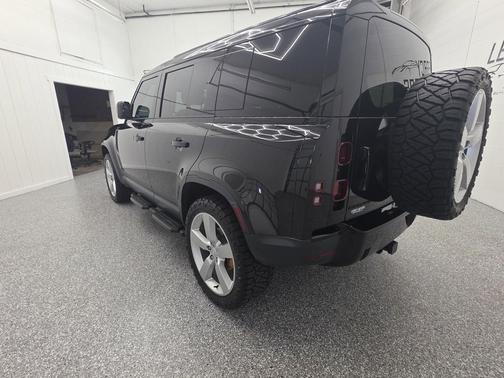 Santorini Black 2025 Land Rover Defender 110 P300
