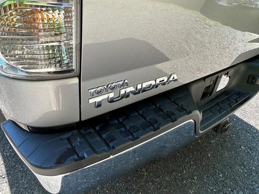2010 Toyota Tundra Grade