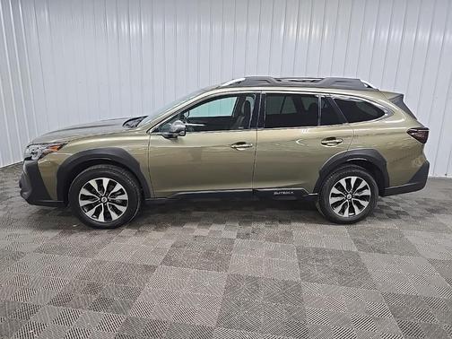 2023 Subaru Outback Touring XT