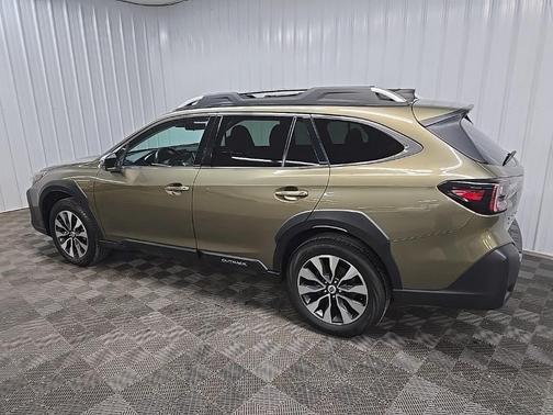 2023 Subaru Outback Touring XT