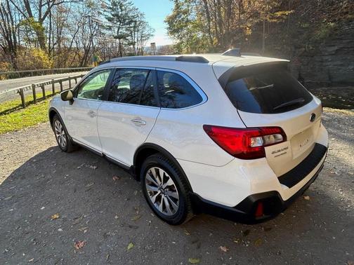 2019 Subaru Outback 3.6R Touring