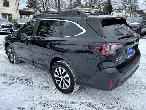 2021 Subaru Outback Premium