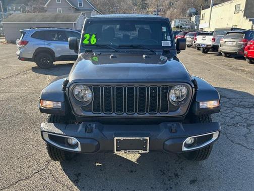 2026 Jeep Gladiator Sport