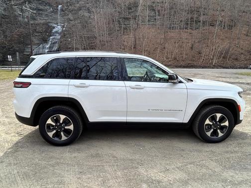 2024 Jeep Grand Cherokee 4xe Base