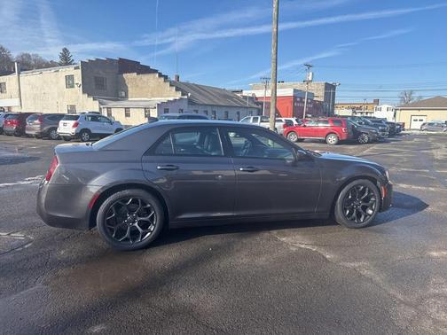 2020 Chrysler 300 S