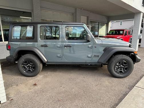 2026 Jeep Wrangler Sport