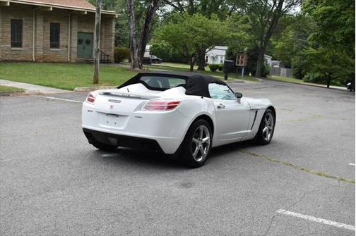 2008 Saturn Sky Red Line