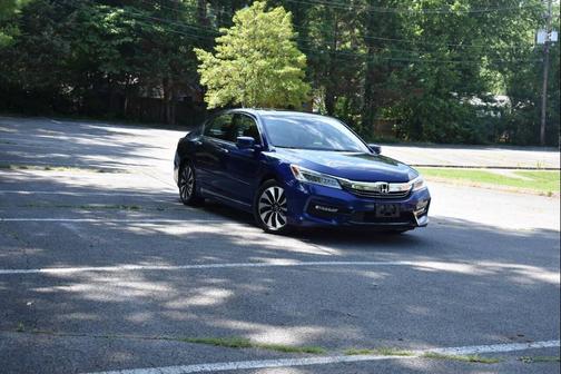 2017 Honda Accord Hybrid Touring