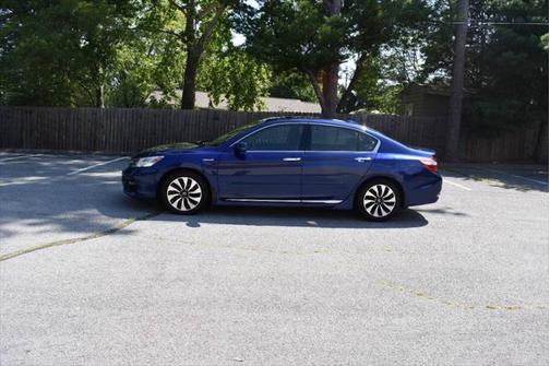2017 Honda Accord Hybrid Touring