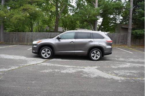 2014 Toyota Highlander Limited Platinum