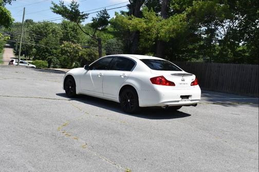2013 INFINITI G37x Base