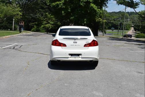 2013 INFINITI G37x Base