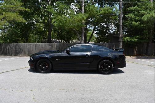 2011 Ford Mustang GT Premium