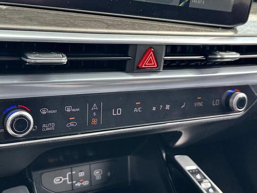 2026 Kia Sorento SX