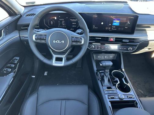 2026 Kia K5 EX