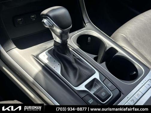 2022 Kia Carnival LXS