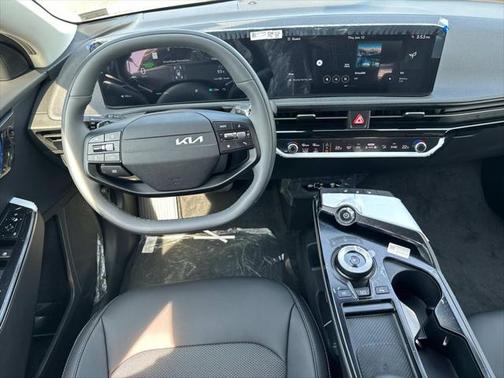 2025 Kia EV6 Light Long Range