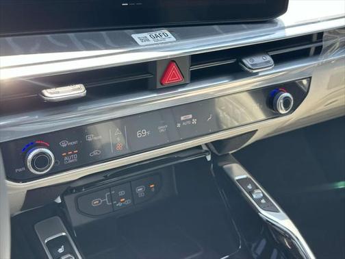 2025 Kia Sorento Hybrid SX Prestige