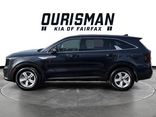2025 Kia Sorento LX
