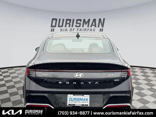 2024 Hyundai SONATA Hybrid Limited