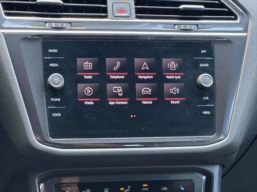 2022 Volkswagen Tiguan 2.0T SE R-Line Black 4MOTION