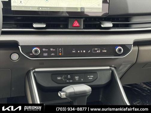 2025 Kia Carnival EX