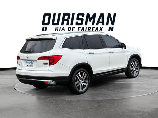 2017 Honda Pilot Touring