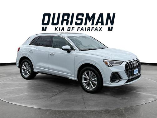 2024 Audi Q3 Premium 45 TFSI S line quattro Tiptronic