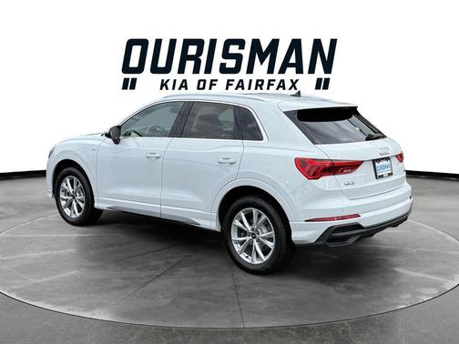 2024 Audi Q3 Premium 45 TFSI S line quattro Tiptronic