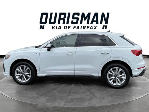 2024 Audi Q3 Premium 45 TFSI S line quattro Tiptronic
