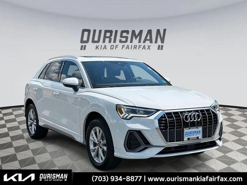 2024 Audi Q3 Premium 45 TFSI S line quattro Tiptronic