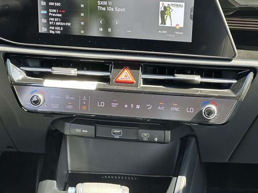 2023 Kia Niro EX